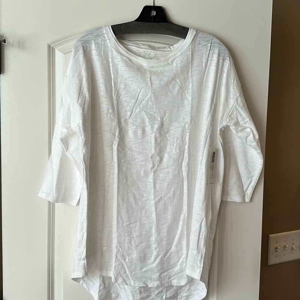 Chicos white ultimate tee —like new